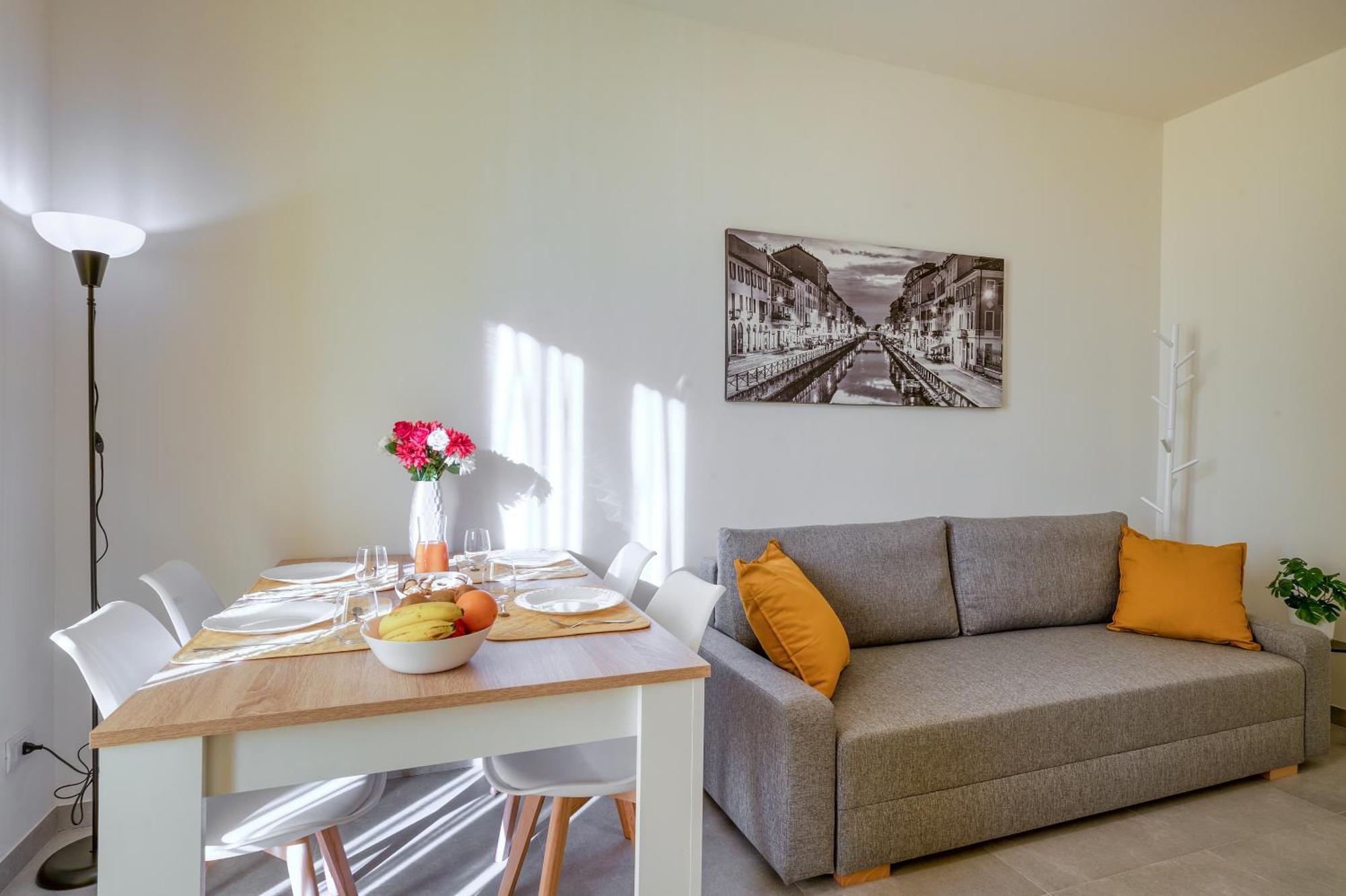 Maloja, 10 - Casa Maloja - Ampio Appartamento Milano Eksteriør billede