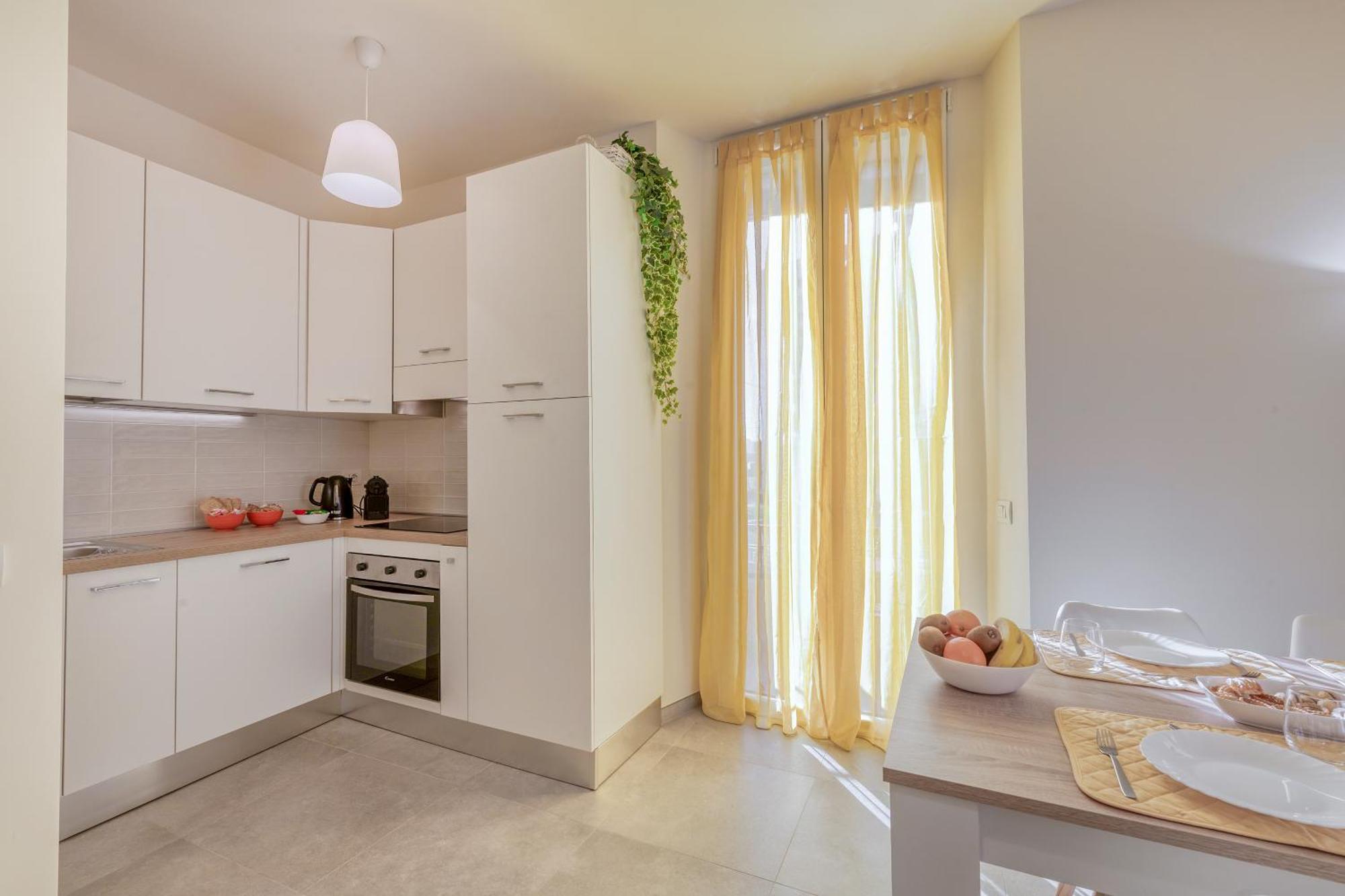 Maloja, 10 - Casa Maloja - Ampio Appartamento Milano Eksteriør billede